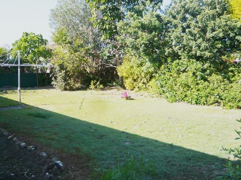 3 Boongala Road, Broadbeach Waters QLD 4218