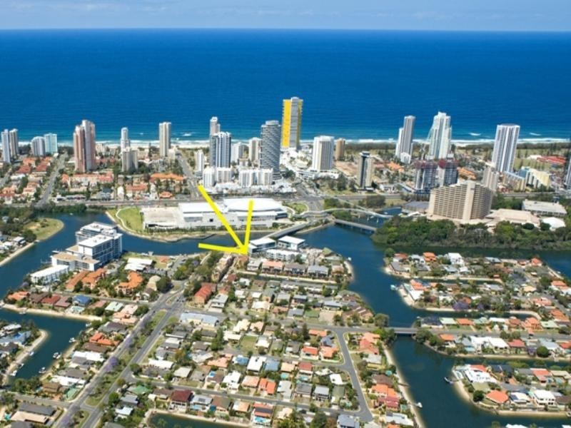 3/3 Miami Key, Broadbeach QLD 4218