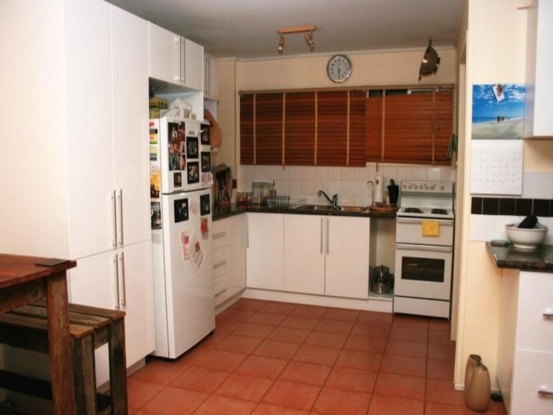 3/3 Miami Key, Broadbeach QLD 4218