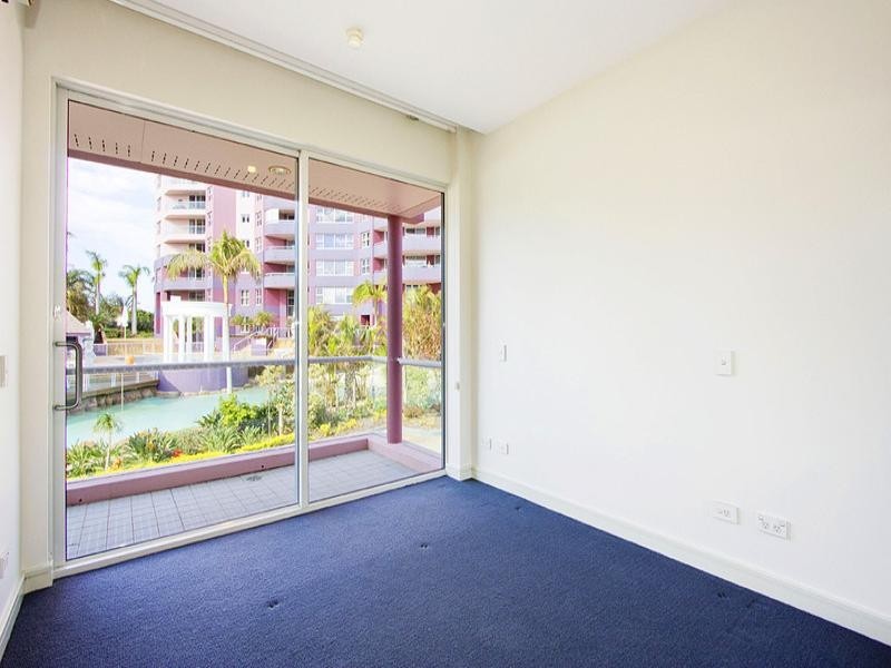 2 ‘Grand Mariner’ 12 Commodore Drive, Surfers Paradise QLD 4217