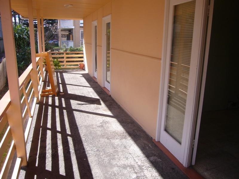 2/13 Jubilee Avenue, Broadbeach QLD 4218