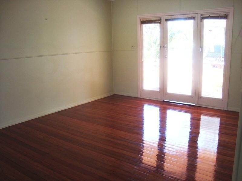 2/13 Jubilee Avenue, Broadbeach QLD 4218