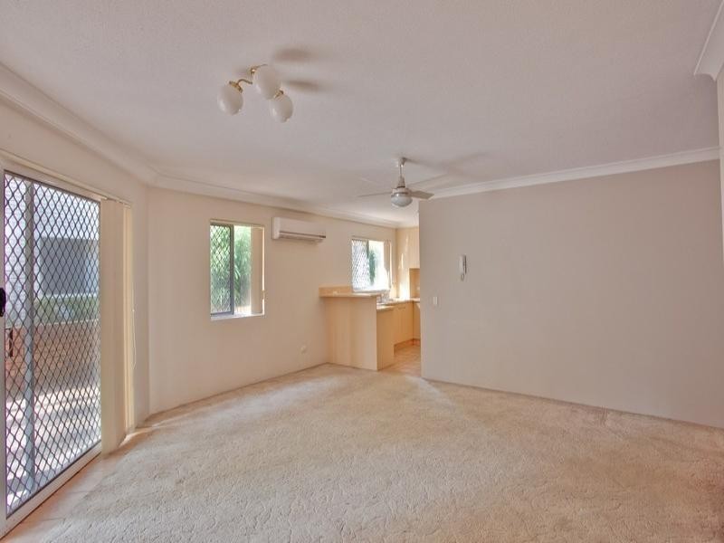 1 ‘Lynda Lodge’ 14 Second Avenue, Broadbeach QLD 4218