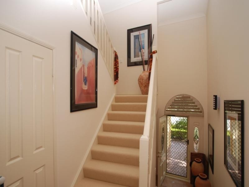 Villa 8 ‘Twerton’, 125 Santa Cruz Boulevard, Clear Island Waters QLD 4226