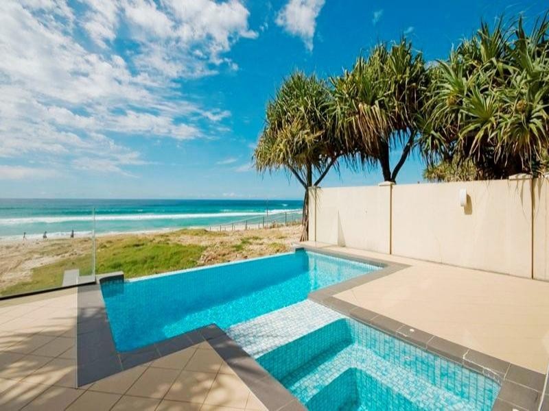 31 Hedges Avenue, Mermaid Beach QLD 4218