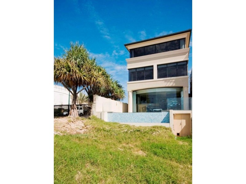 31 Hedges Avenue, Mermaid Beach QLD 4218