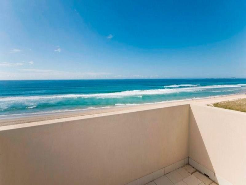 31 Hedges Avenue, Mermaid Beach QLD 4218