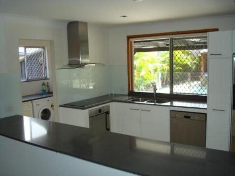 175 Rio Vista Boulevard, Broadbeach Waters QLD 4218