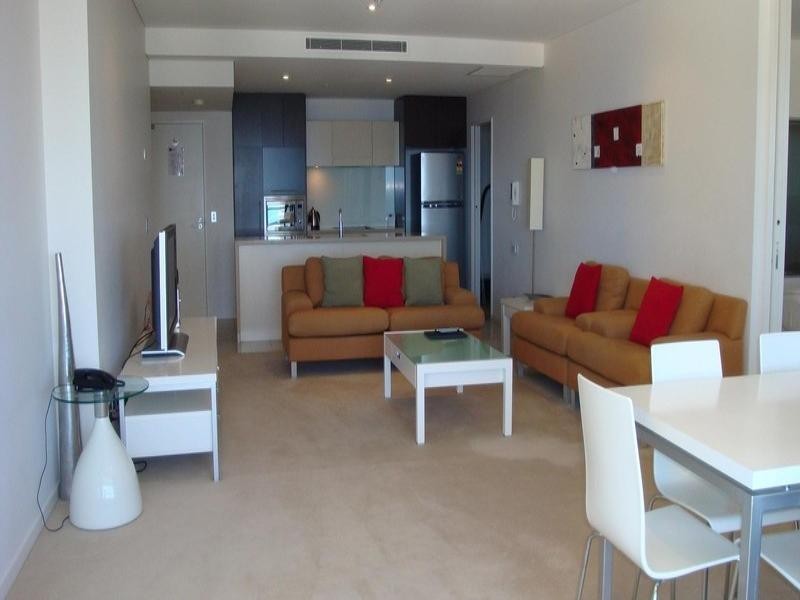 1802/89 ‘The Wave’, Surf Parade, Broadbeach QLD 4218