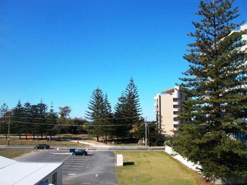 Mermaid Beach QLD 4218