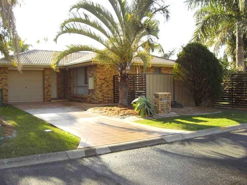 12 Marscay Avenue, Varsity Lakes QLD 4227