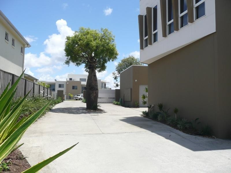 Varsity Lakes QLD 4227