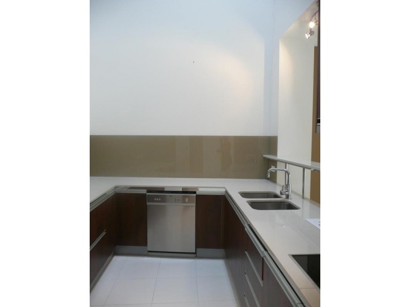 Varsity Lakes QLD 4227