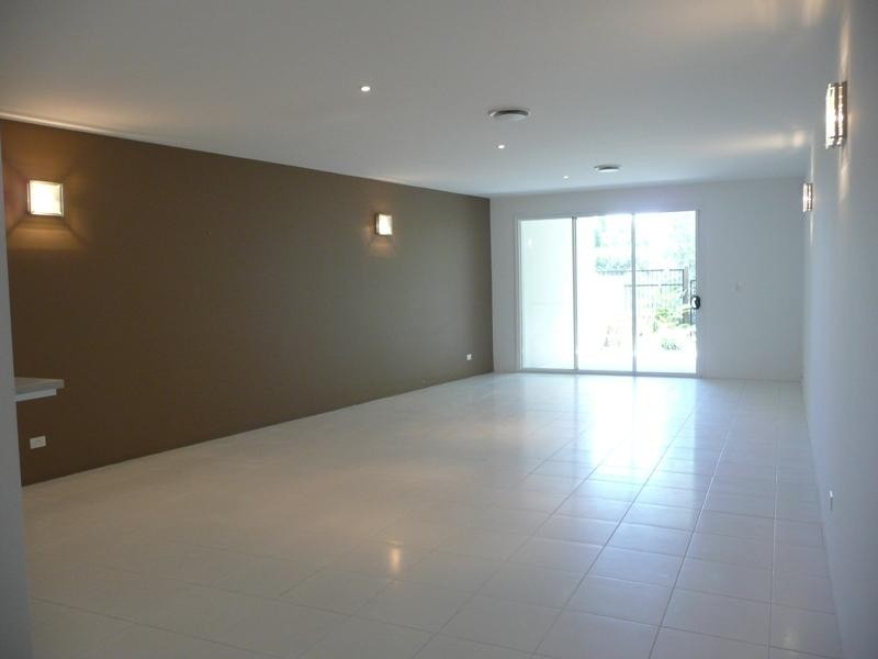 Varsity Lakes QLD 4227