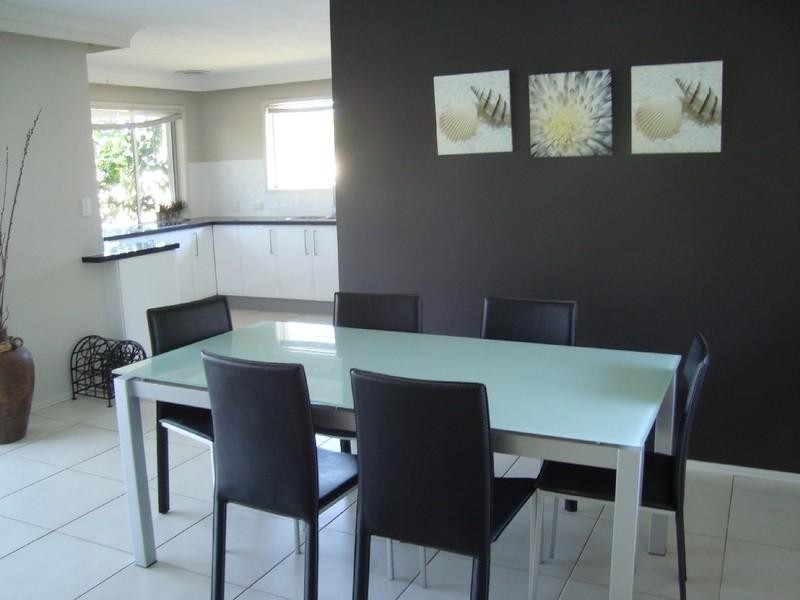 18 Havana Key, Broadbeach Waters QLD 4218