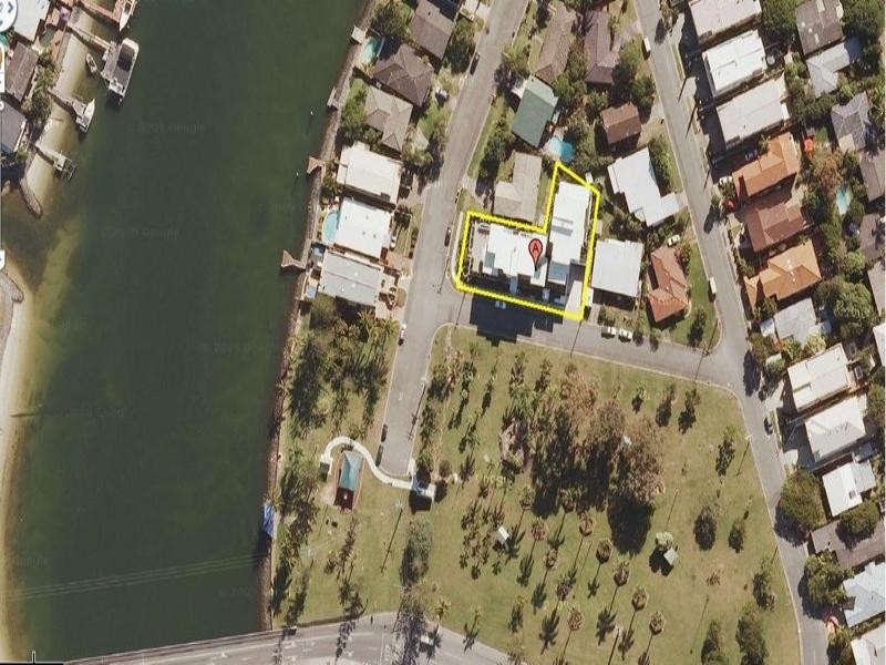 2/5 ‘Reflections On The Park’ Aruma Street, Chevron Island QLD 4217