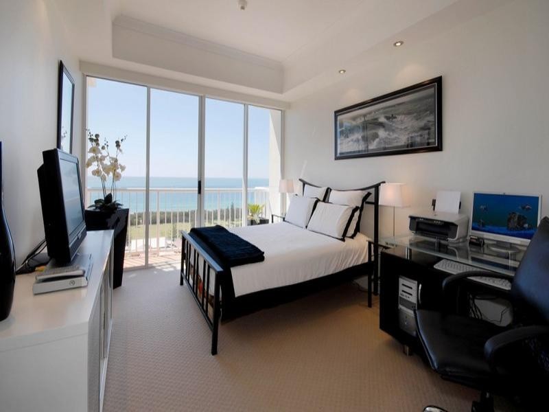 Broadbeach QLD 4218