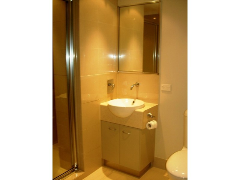 1/15 Wharf Road, Surfers Paradise QLD 4217