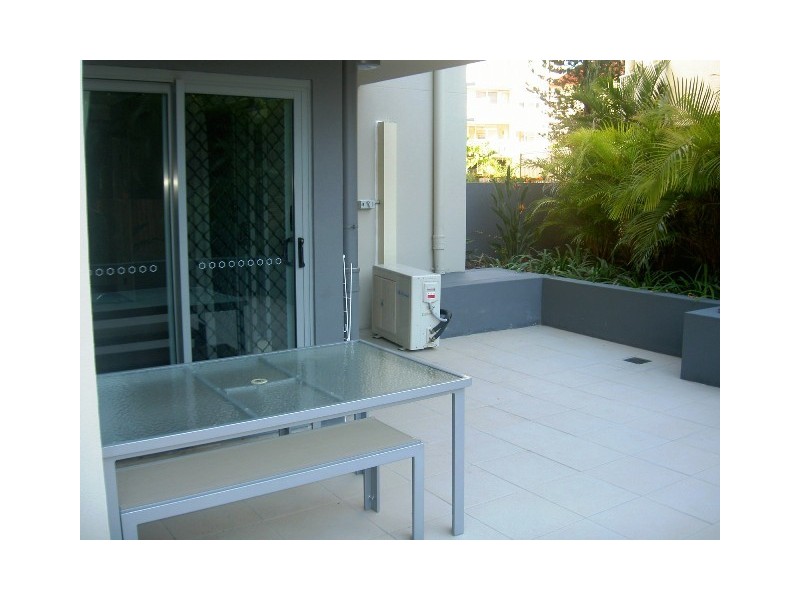 1/15 Wharf Road, Surfers Paradise QLD 4217