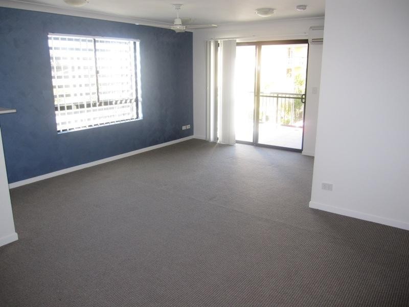 13/15 Lloyd Street, Southport QLD 4215