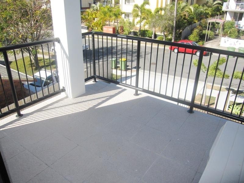 13/15 Lloyd Street, Southport QLD 4215