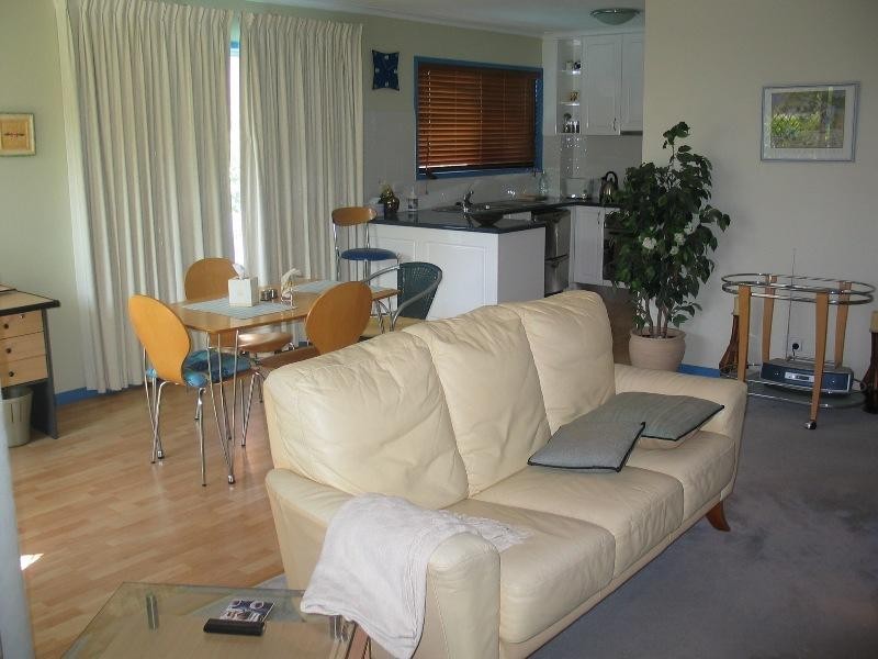 1 ‘Surf Court’ 141 Surf Parade, Broadbeach QLD 4218