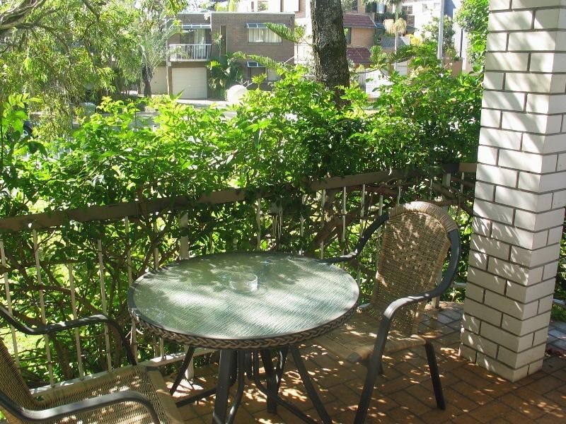 1 ‘Surf Court’ 141 Surf Parade, Broadbeach QLD 4218