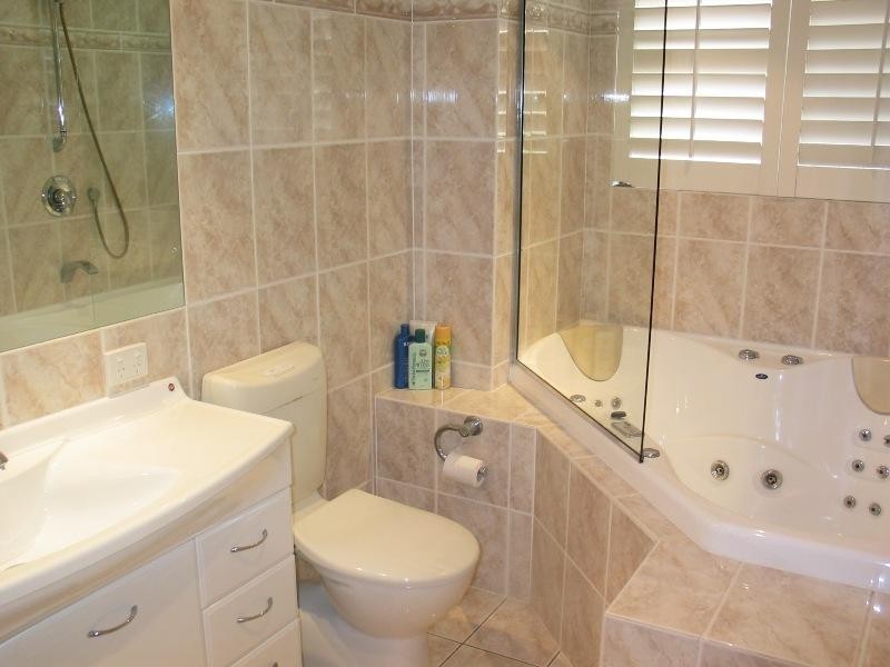 1 ‘Surf Court’ 141 Surf Parade, Broadbeach QLD 4218