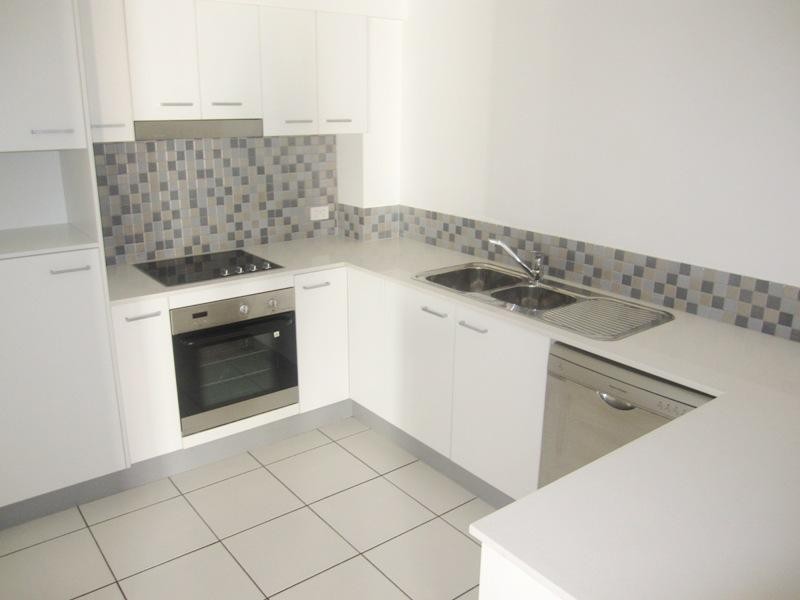 21/15 Lloyd Street, Southport QLD 4215