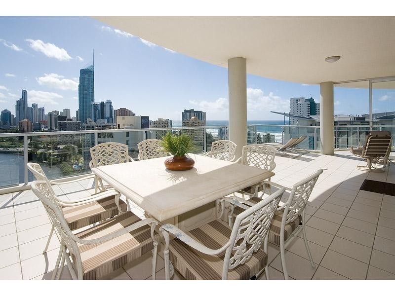 63 ‘The Pinnacle’ 2894 Gold Coast Highway, Surfers Paradise QLD 4217