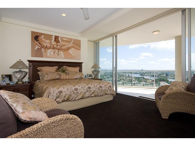 63 ‘The Pinnacle’ 2894 Gold Coast Highway, Surfers Paradise QLD 4217