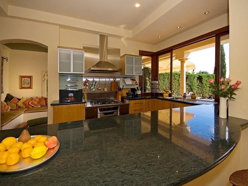 89 Skyline Terrace, Burleigh Heads QLD 4220