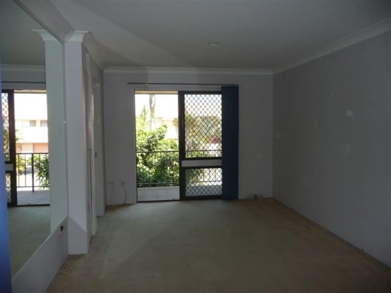 Clear Island Waters QLD 4226