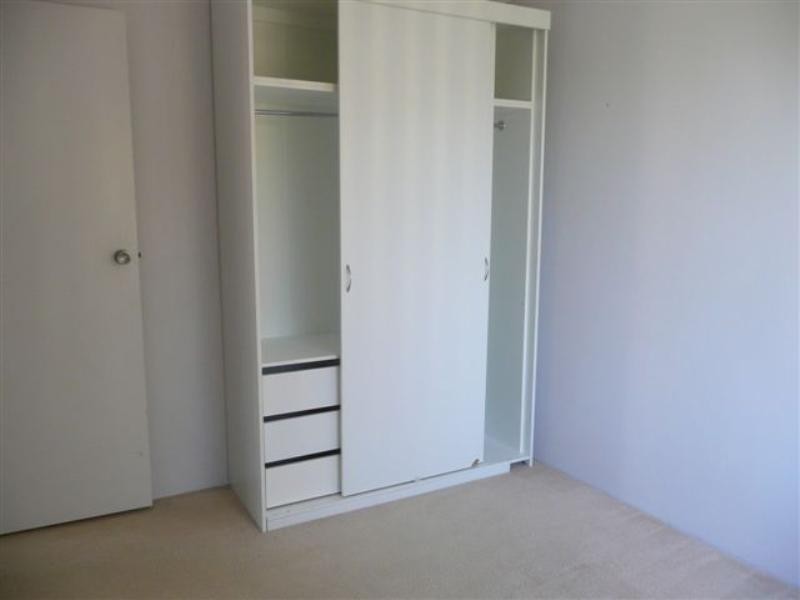 Clear Island Waters QLD 4226