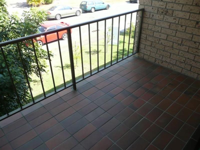 Clear Island Waters QLD 4226