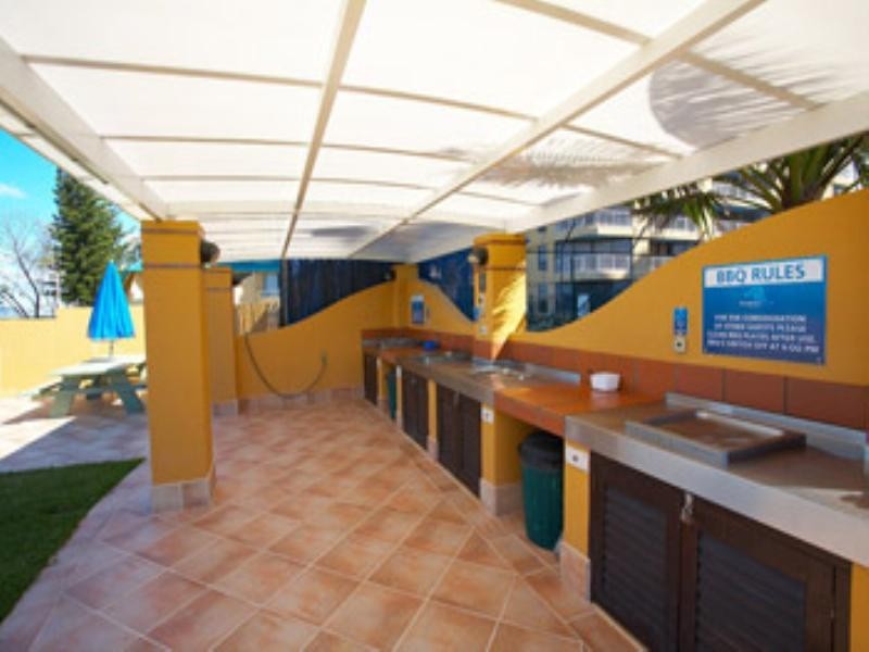38 ‘Breakers North’ 50 Old Burleigh Road, Surfers Paradise QLD 4217