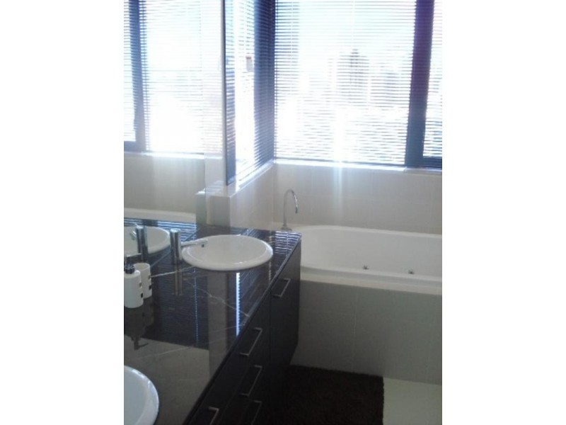 701 Avalon Apartments, Surfers Paradise QLD 4217