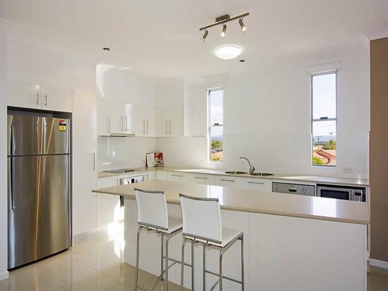 30 ‘Seabay Apartments’, Stephens Street, Burleigh Heads QLD 4220