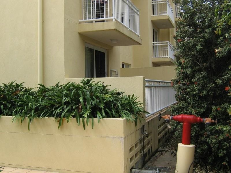 9 ‘Albatross Park’, 20 Sykes Court, Southport QLD 4215