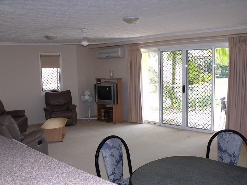 9 ‘Albatross Park’, 20 Sykes Court, Southport QLD 4215