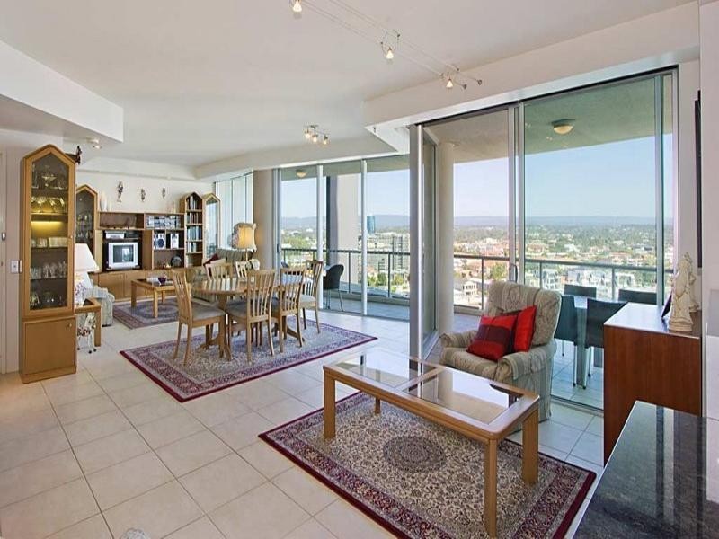 Unit 33, 40 Riverview Parade, Surfers Paradise QLD 4217