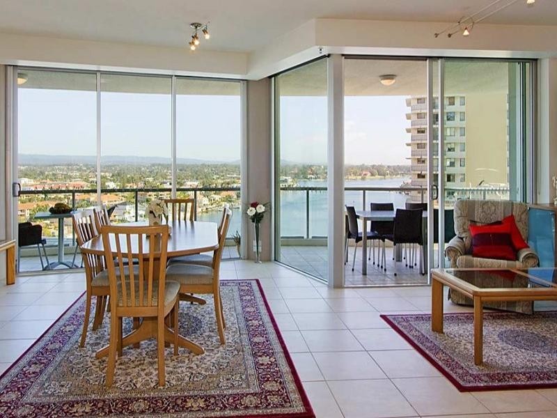 Unit 33, 40 Riverview Parade, Surfers Paradise QLD 4217