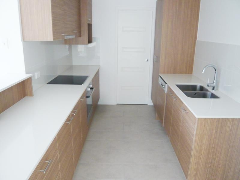 2/41 Dolphin Avenue, Mermaid Beach QLD 4218