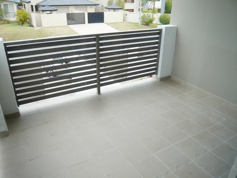 2/41 Dolphin Avenue, Mermaid Beach QLD 4218