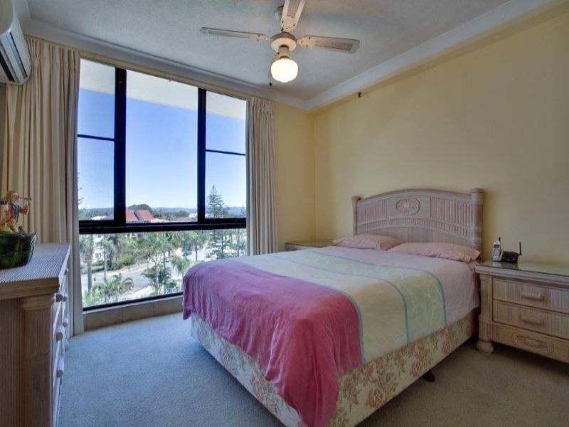 17 ‘Biarritz’, 85 Old Burleigh Road, Surfers Paradise QLD 4217