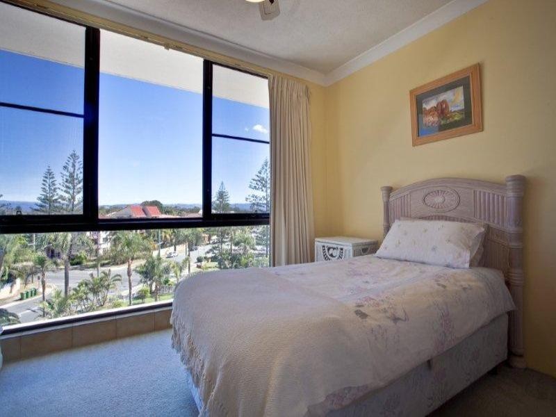 17 ‘Biarritz’, 85 Old Burleigh Road, Surfers Paradise QLD 4217