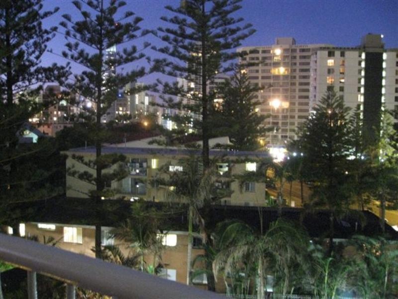 17 ‘Biarritz’, 85 Old Burleigh Road, Surfers Paradise QLD 4217