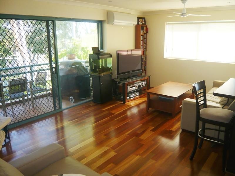 19/12 Monte Carlo Avenue, Broadbeach QLD 4218