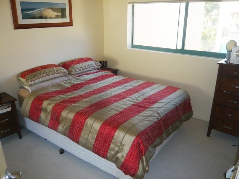 19/12 Monte Carlo Avenue, Broadbeach QLD 4218