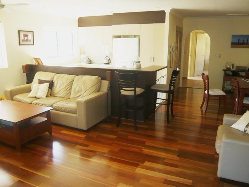 19/12 Monte Carlo Avenue, Broadbeach QLD 4218